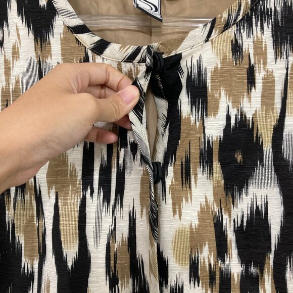 Silk Land size 1X Brown Black Abstract Silk 3/4 Sleeve Button Long Jacket - Picture 4 of 11